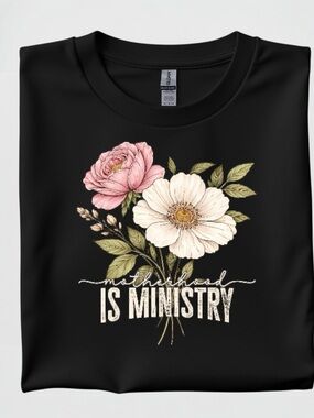 Mother’s day t-shirt many to choose from S M L XL. New made to order white black